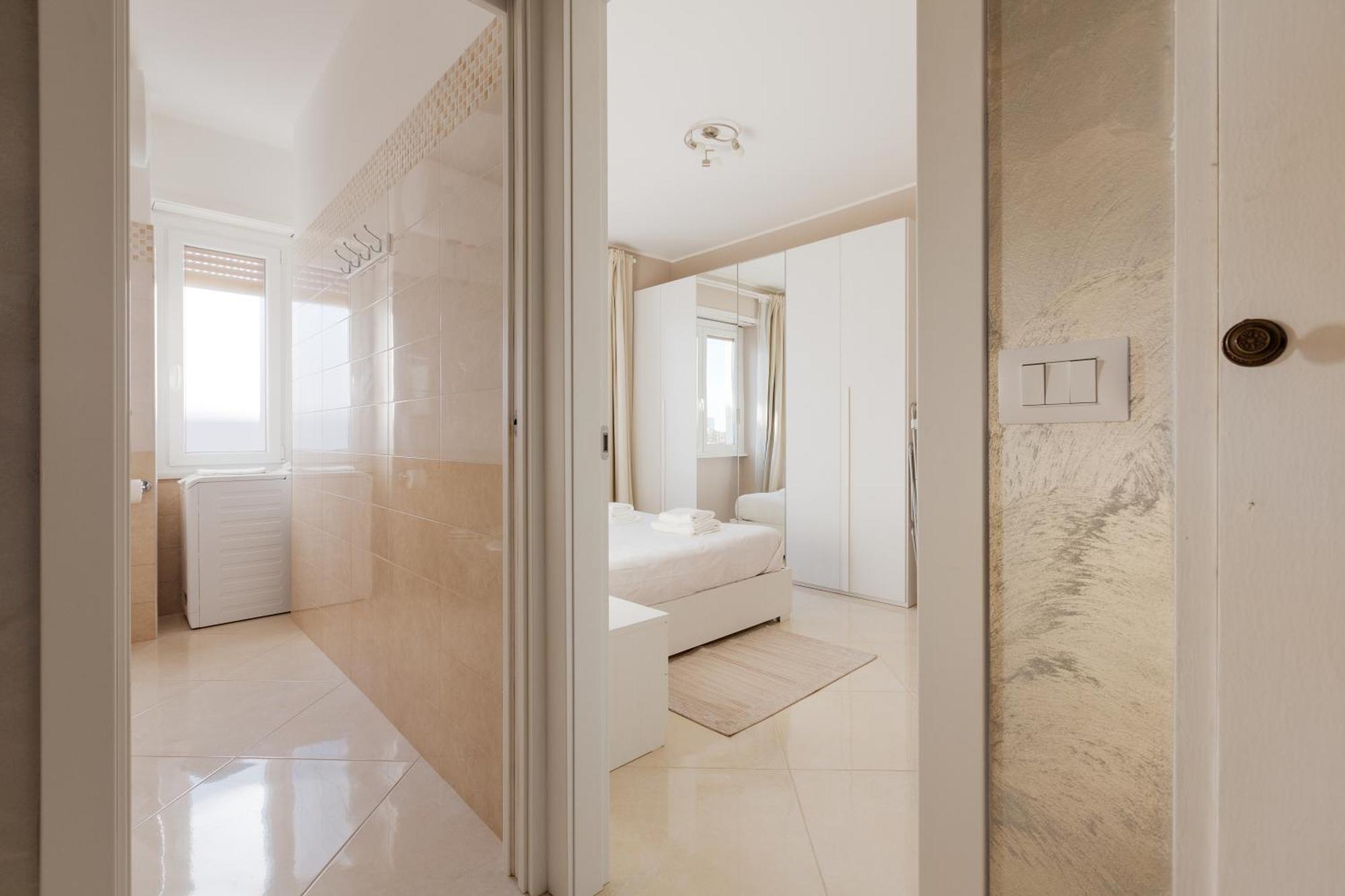 Niguarda Bright Apartment W/ Balcony Milan Exterior photo